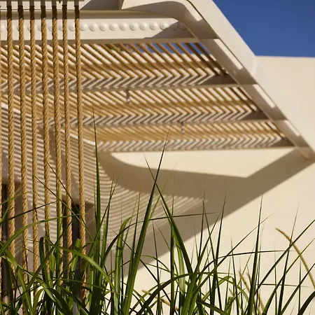 White Pebble ホテル