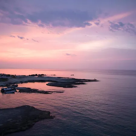 ホテル White Pebble