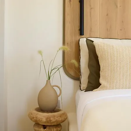 Otel White Pebble