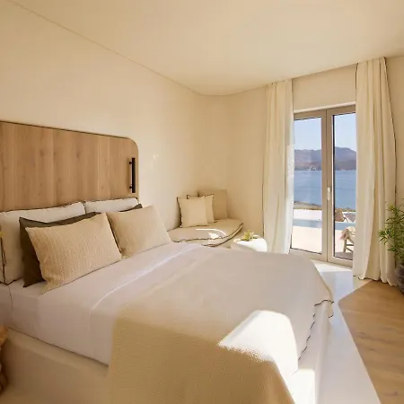 Hotel White Pebble Pollonia