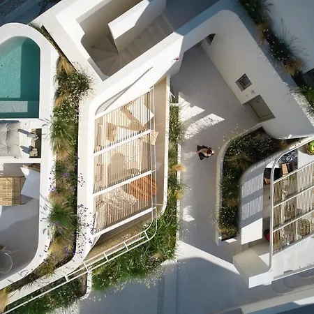 Hotel White Pebble 5*