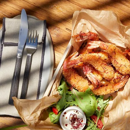 Hotel White Pebble 5*