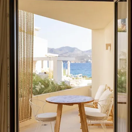 White Pebble Поллония