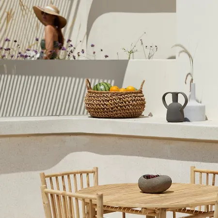 White Pebble Отель Поллония