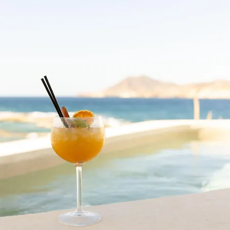 White Pebble Otel