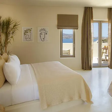 White Pebble Otel