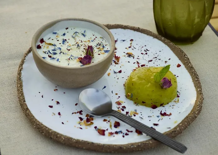 White Pebble 酒店 5*