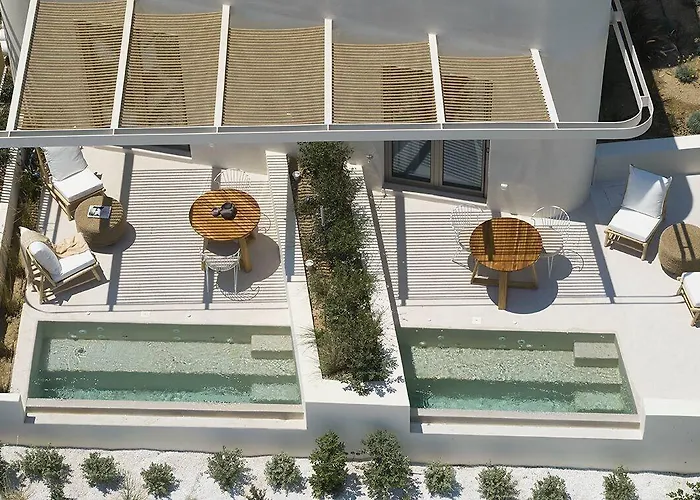 White Pebble 阿波罗尼亚